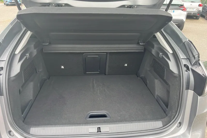 Image secondaire du véhicule 10