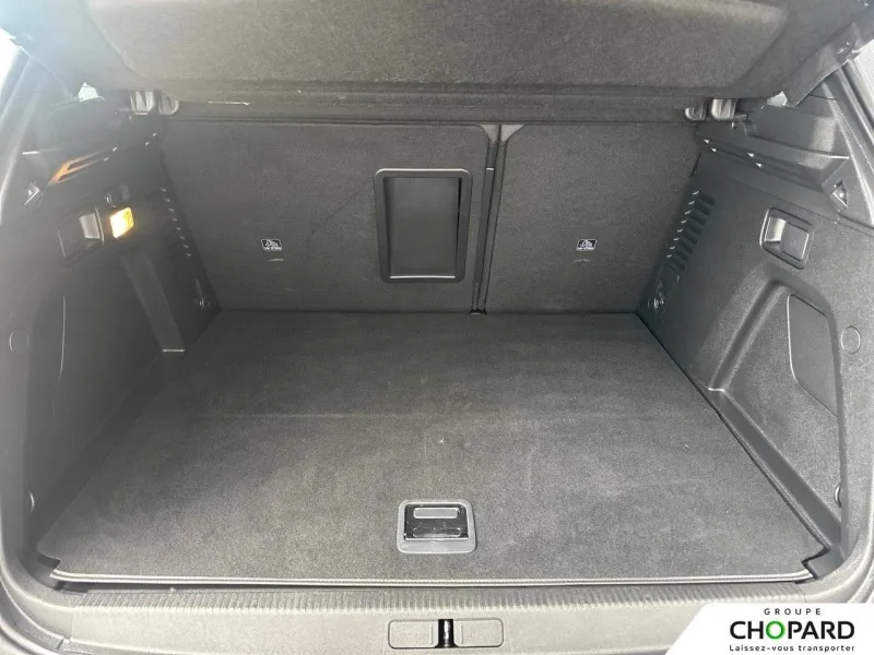 Image secondaire du véhicule 9