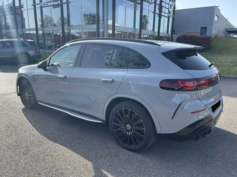 Image secondaire du véhicule 3