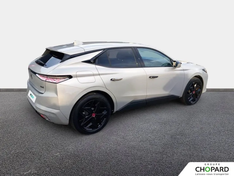 Image secondaire du véhicule 4