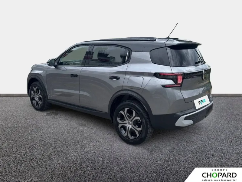 Image secondaire du véhicule 8