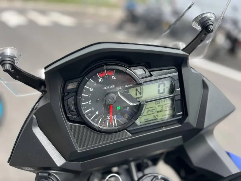 Image secondaire du véhicule 4