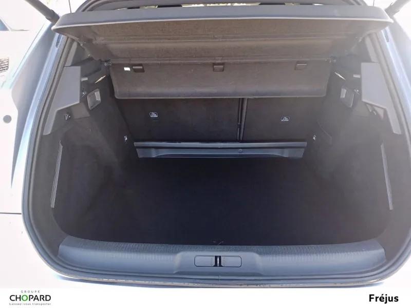 Image secondaire du véhicule 9