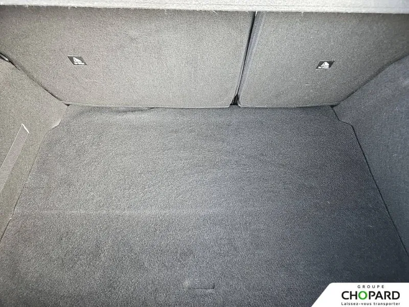 Image secondaire du véhicule 9