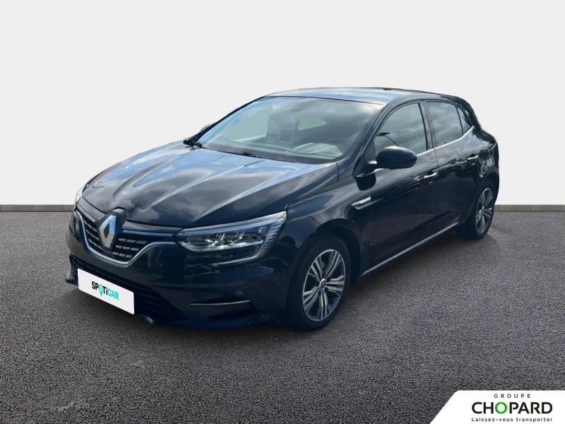 Renault-MEGANE IV BERLINE-d'occasion chez Peugeot Dole