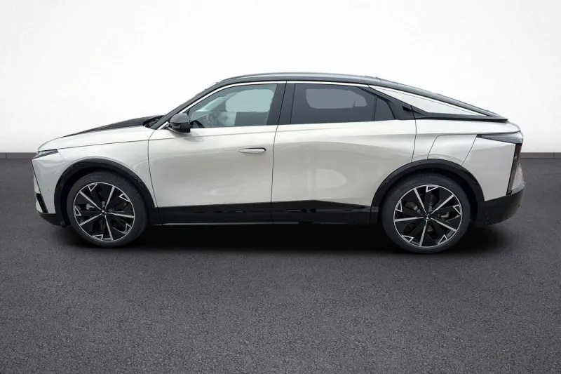 Image secondaire du véhicule 4