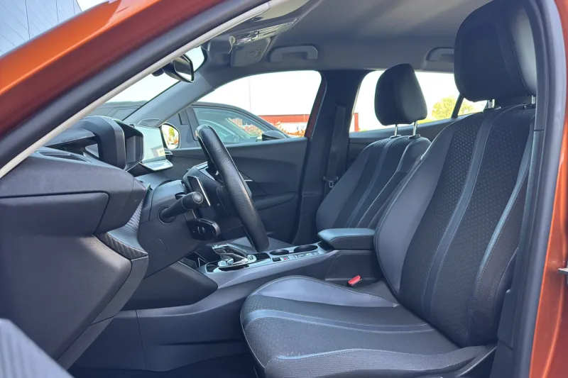 Image secondaire du véhicule 10