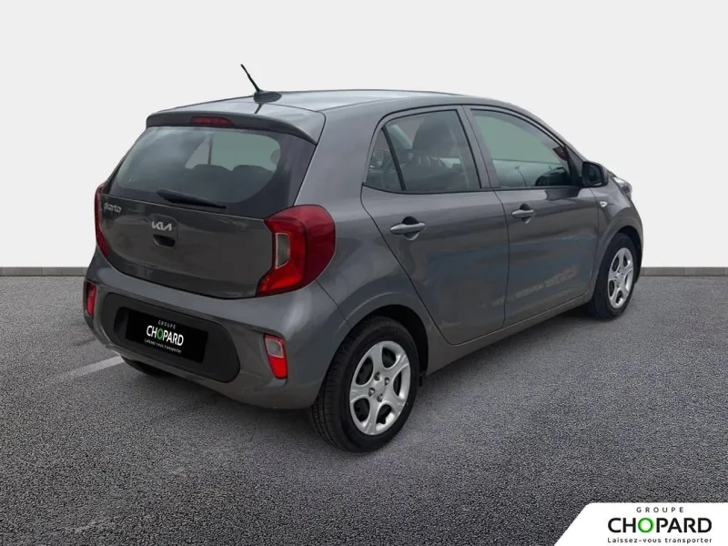 Image secondaire du véhicule 4