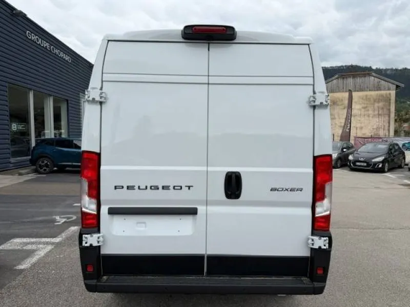 Image secondaire du véhicule 6