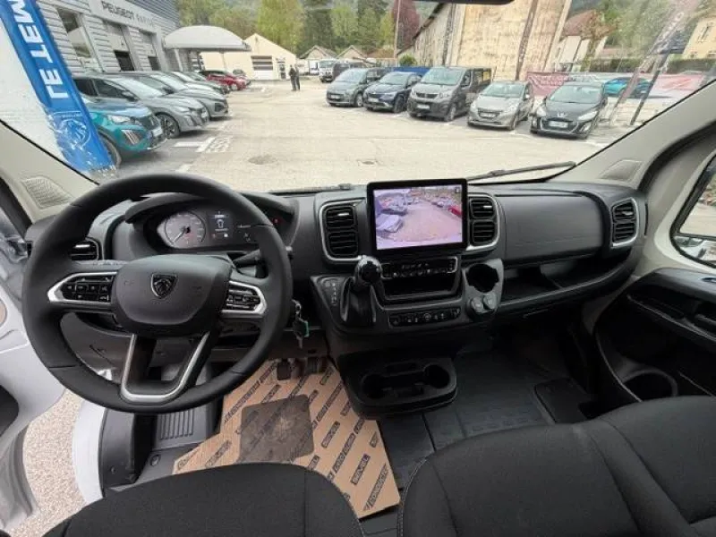 Image secondaire du véhicule 9