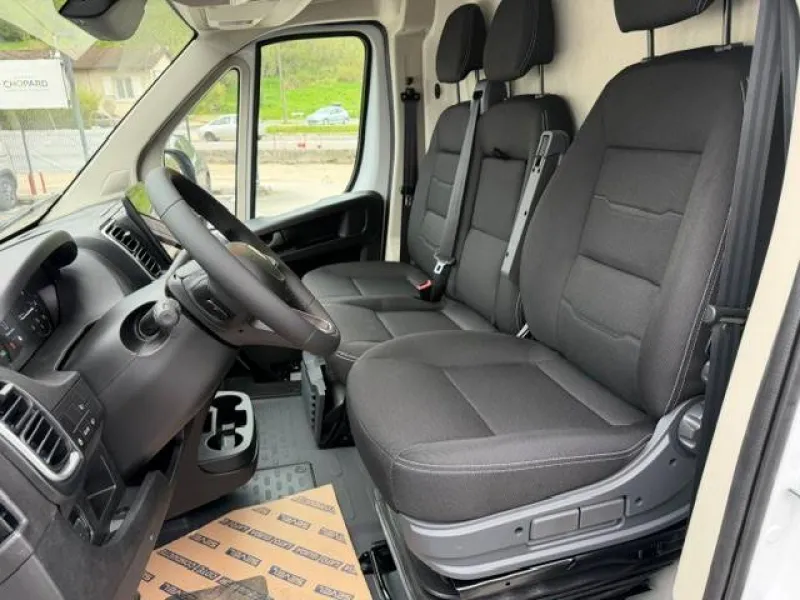 Image secondaire du véhicule 10