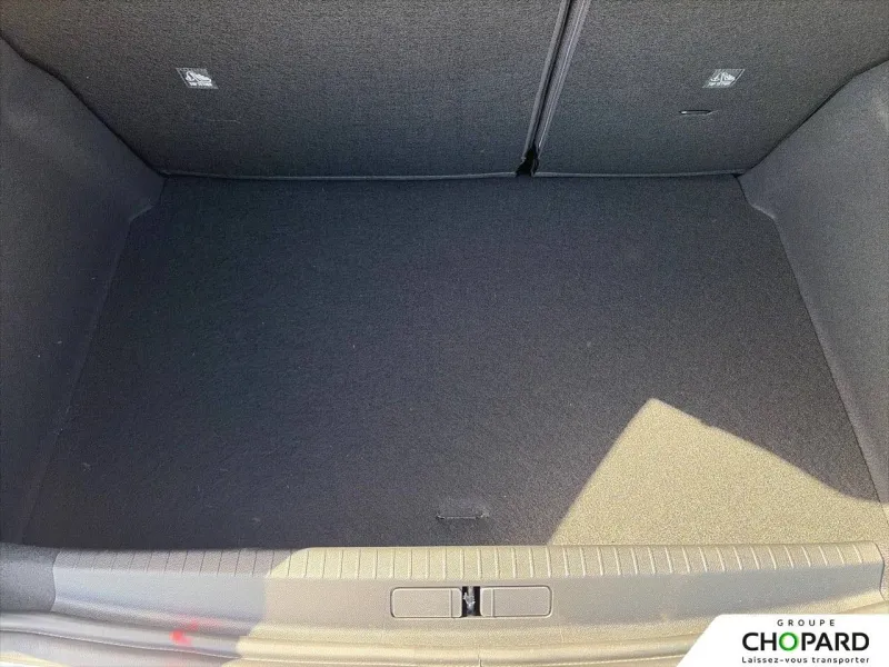 Image secondaire du véhicule 9