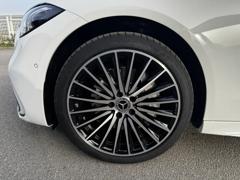 Image secondaire du véhicule 10