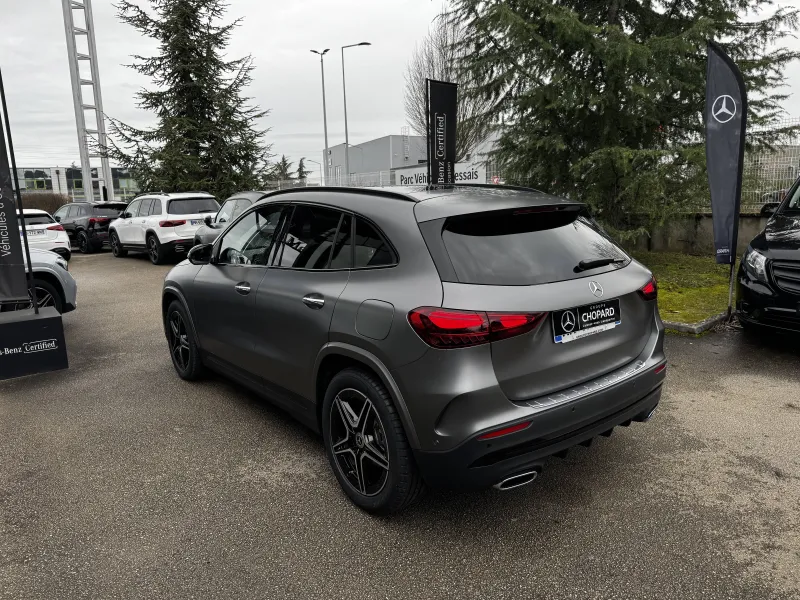 Image secondaire du véhicule 6