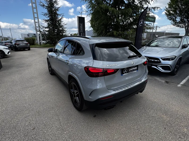 Image secondaire du véhicule 6