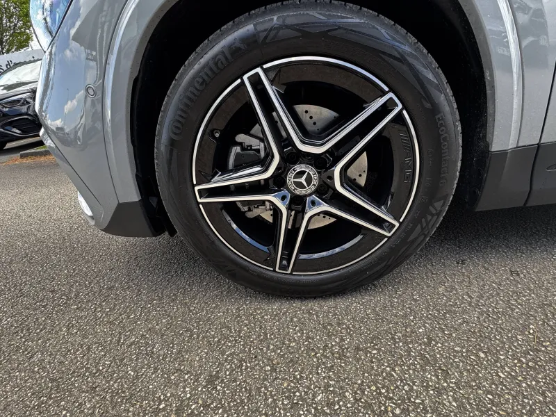 Image secondaire du véhicule 10