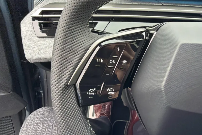 Image secondaire du véhicule 19