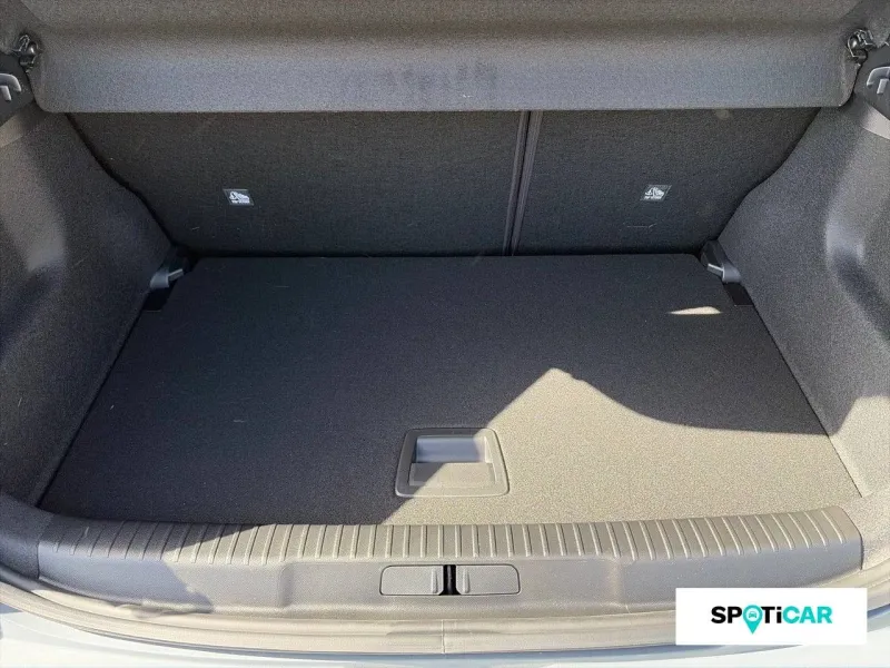 Image secondaire du véhicule 9