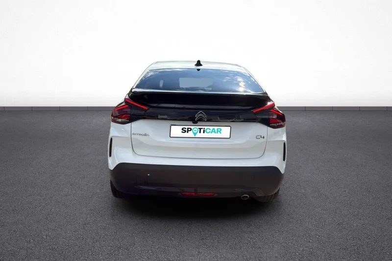 Image secondaire du véhicule 6