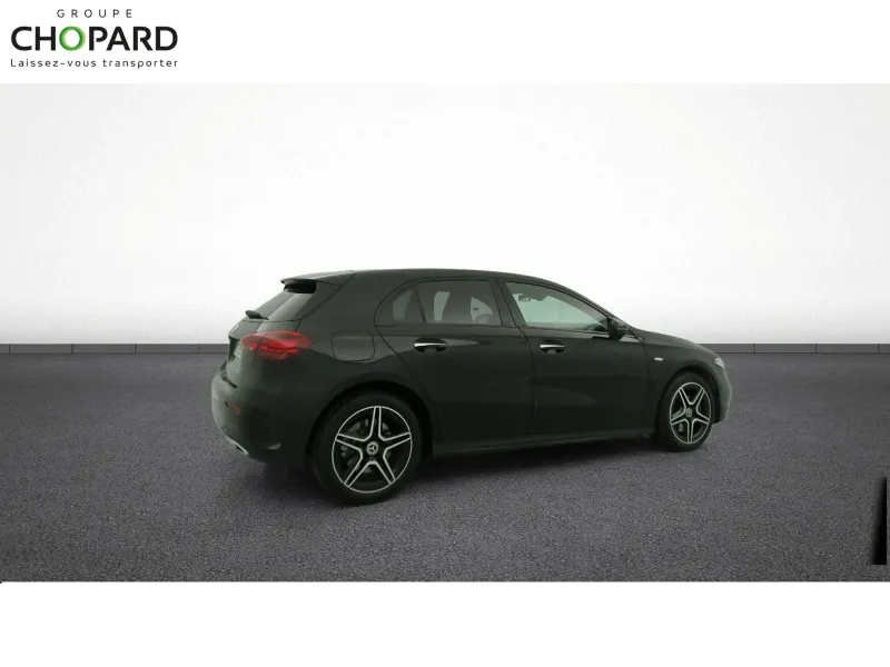 Image secondaire du véhicule 10