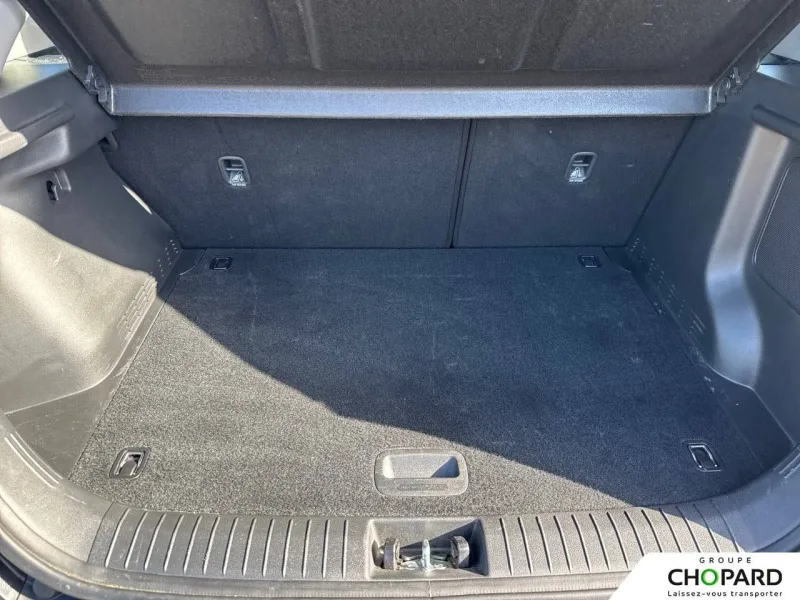 Image secondaire du véhicule 9