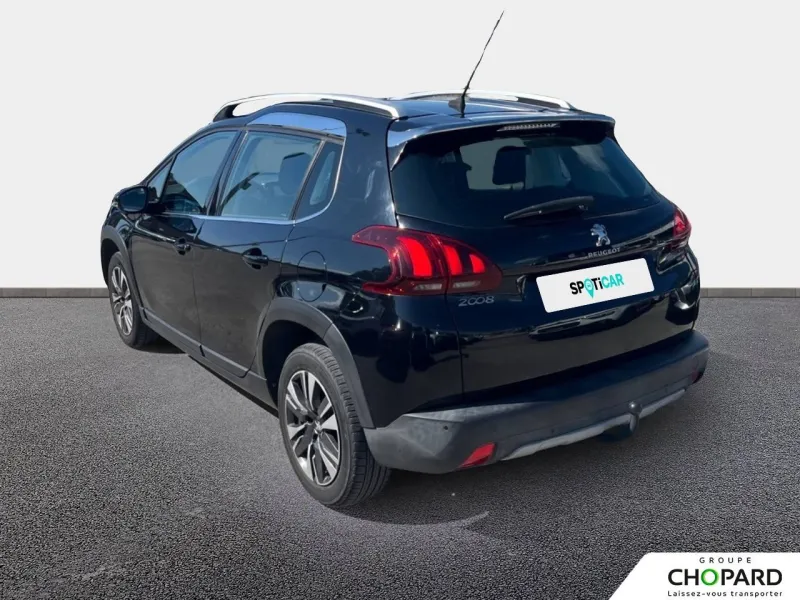 Image secondaire du véhicule 8