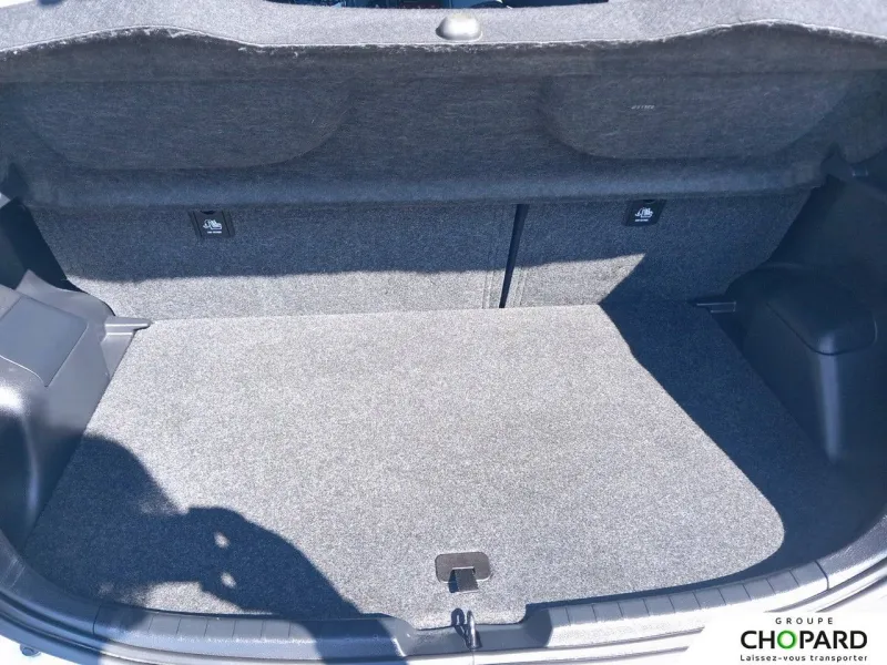 Image secondaire du véhicule 9