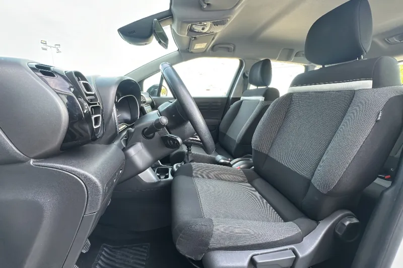 Image secondaire du véhicule 10