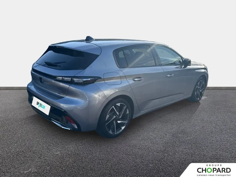 Image secondaire du véhicule 9