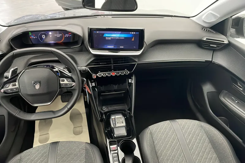 Image secondaire du véhicule 10