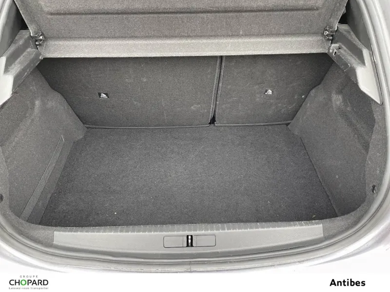 Image secondaire du véhicule 7