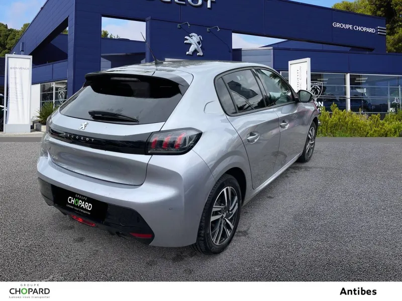 Image secondaire du véhicule 8