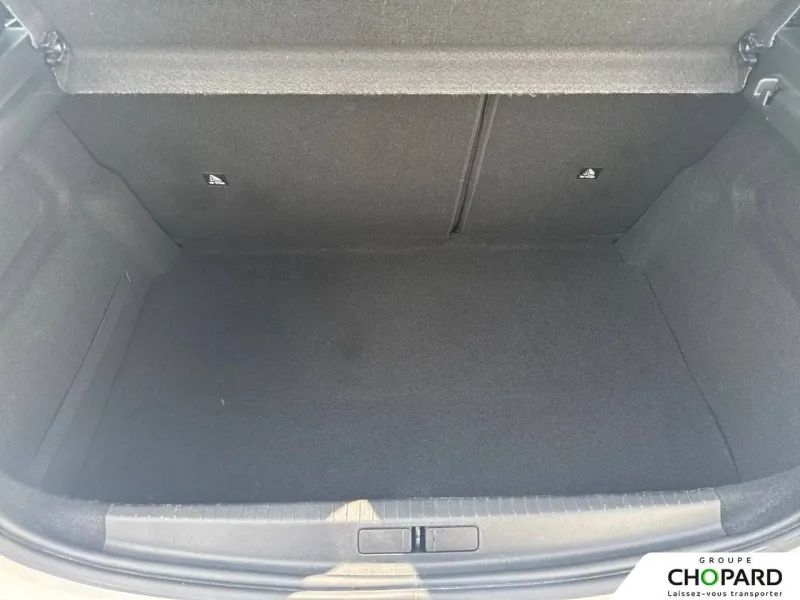 Image secondaire du véhicule 9