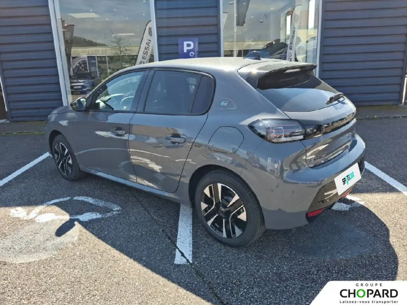 Image secondaire du véhicule 8