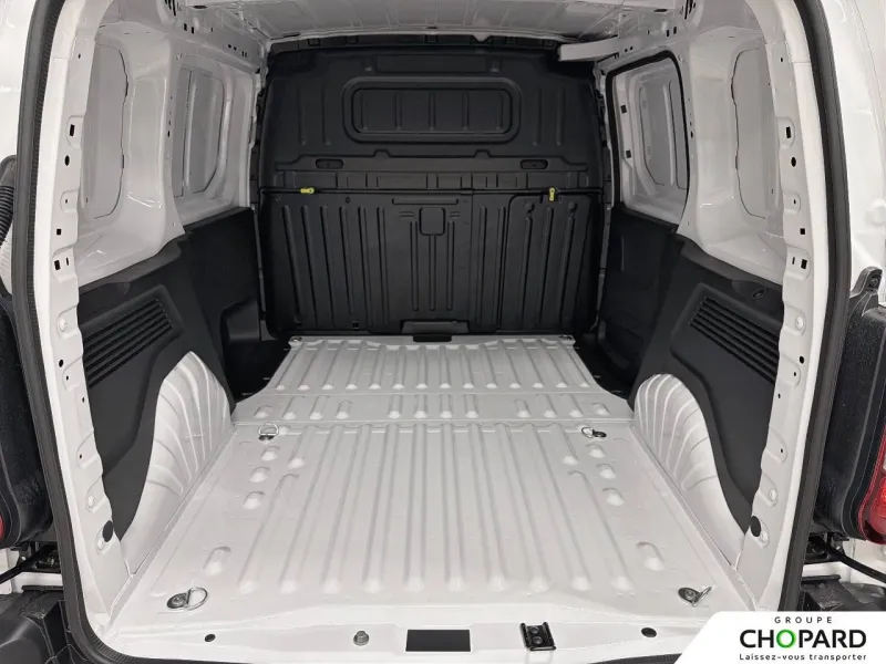 Image secondaire du véhicule 10