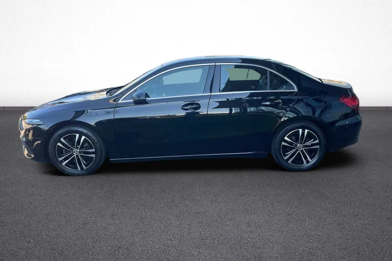 Image secondaire du véhicule 4