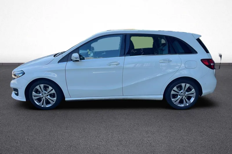 Image secondaire du véhicule 4