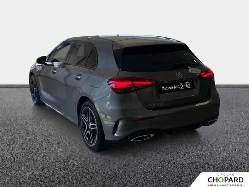 Image secondaire du véhicule 8