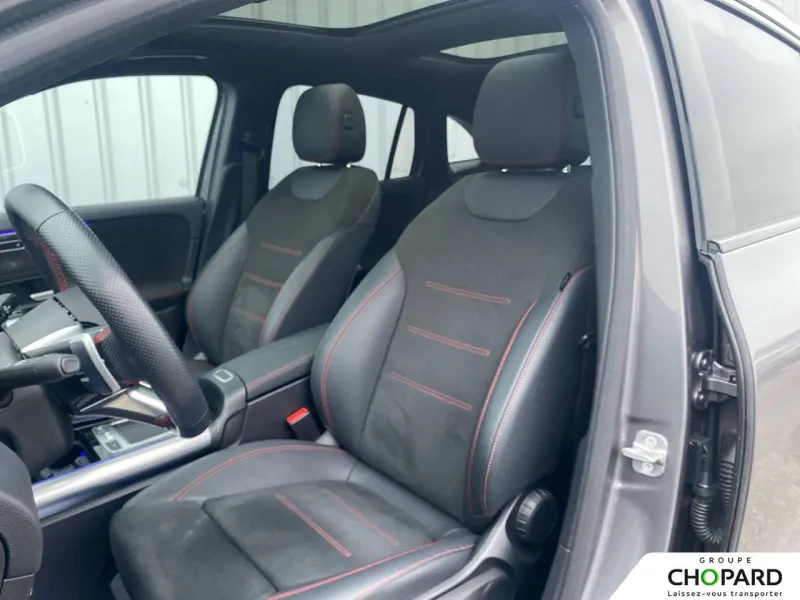 Image secondaire du véhicule 12