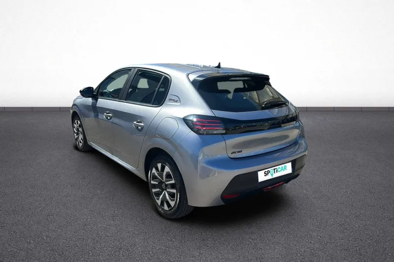 Image secondaire du véhicule 5