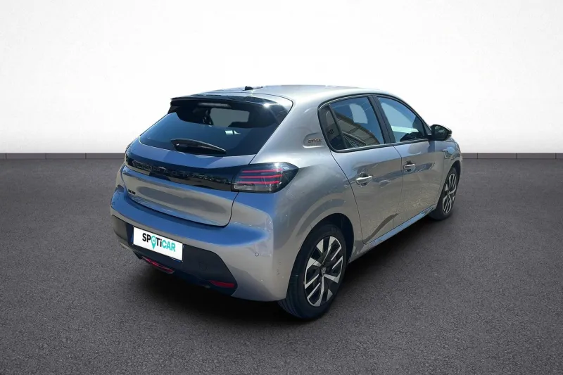 Image secondaire du véhicule 7