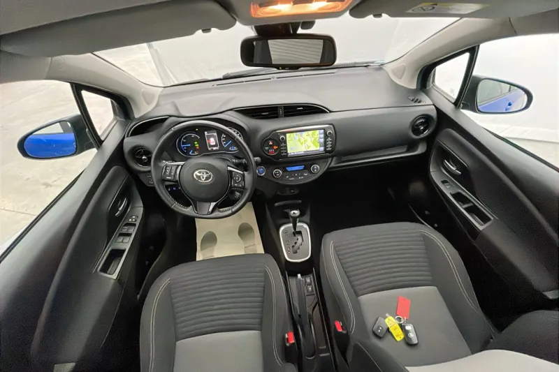 Image secondaire du véhicule 10