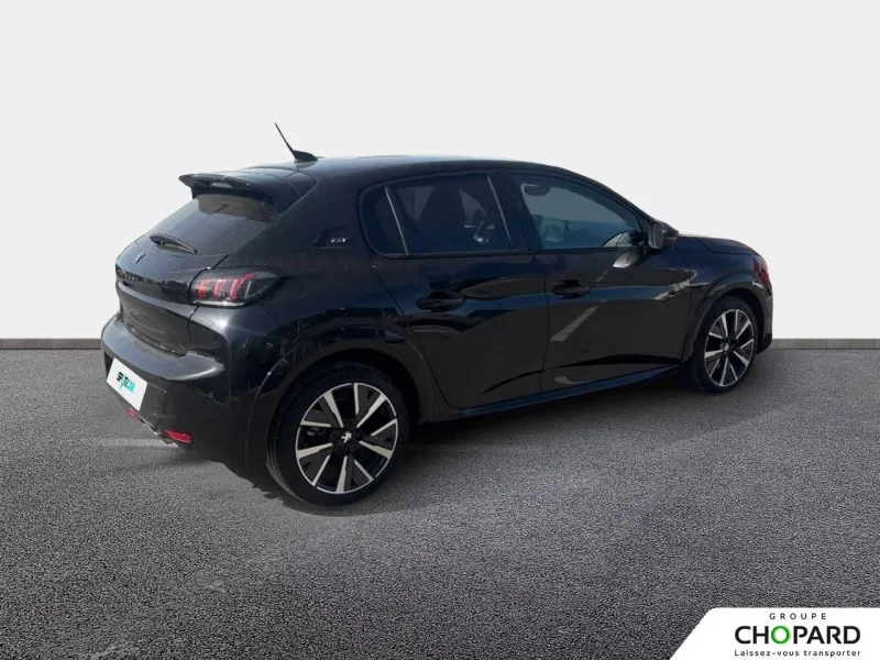 Image secondaire du véhicule 9