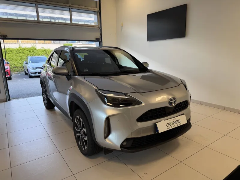 Toyota-YARIS CROSS HYBRIDE-d'occasion chez BYD Besançon