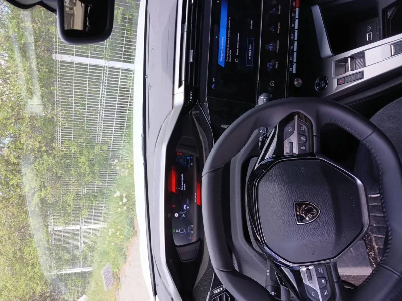 Image secondaire du véhicule 9