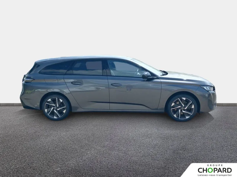 Image secondaire du véhicule 10