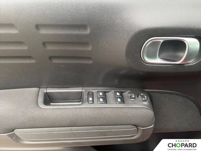 Image secondaire du véhicule 3