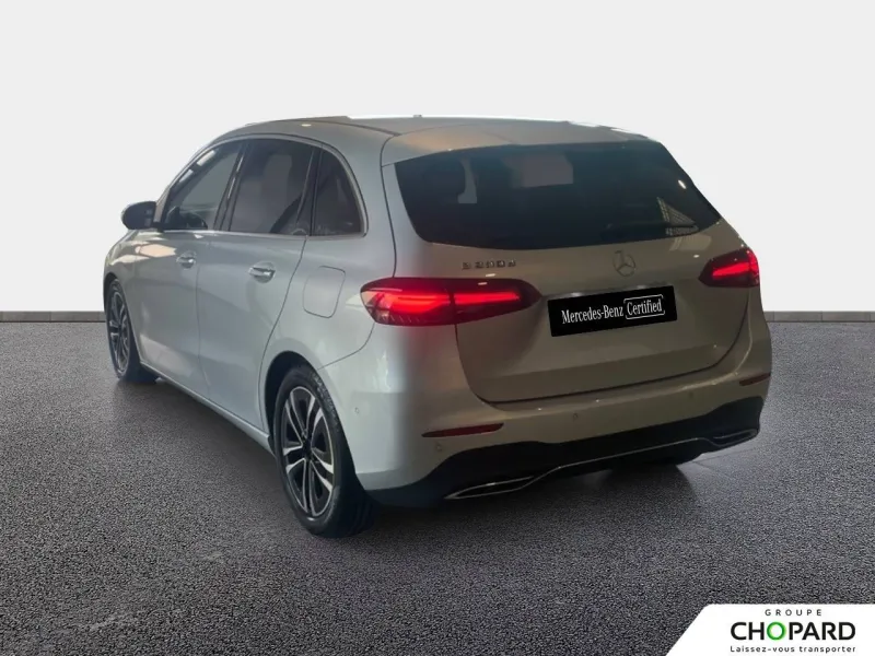 Image secondaire du véhicule 8