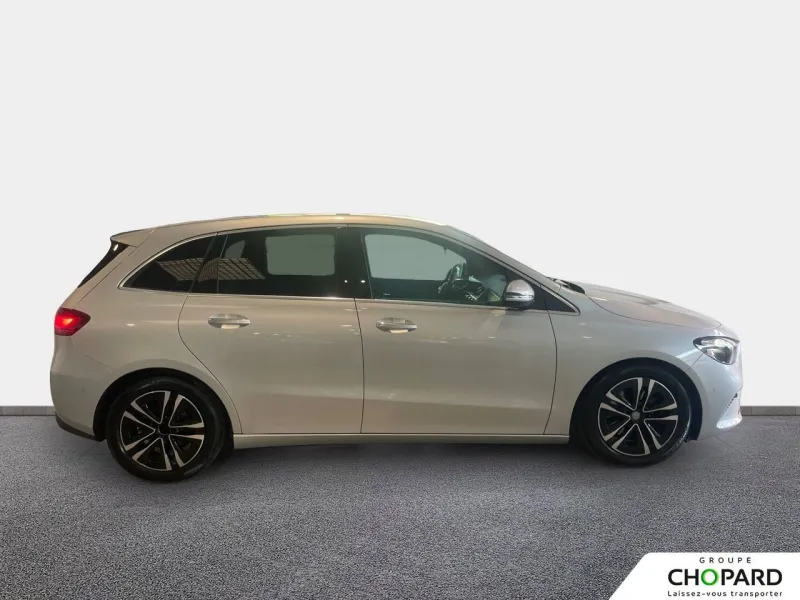 Image secondaire du véhicule 10