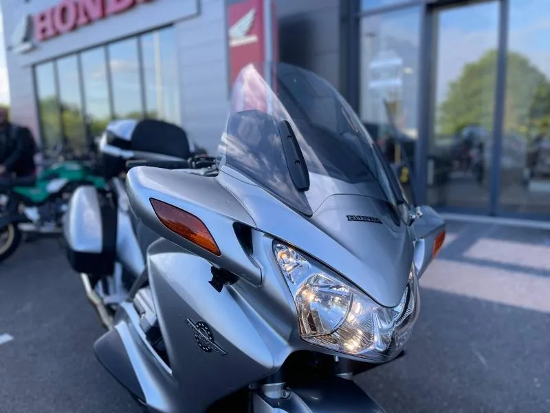 Image secondaire du véhicule 6